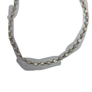 Gold and White Pearl Necklace with Twisted Chain